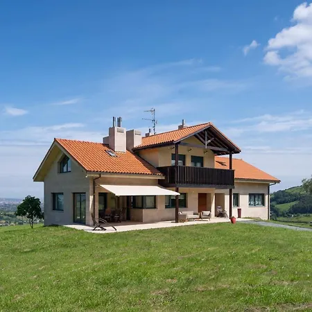 Berlín, De Lujo Con Vistas Al Mar. Villa Gijón